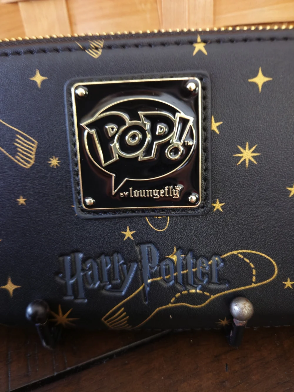 Loungefly Harry Potter - With Dobby Face Detail Zip Around Wallet